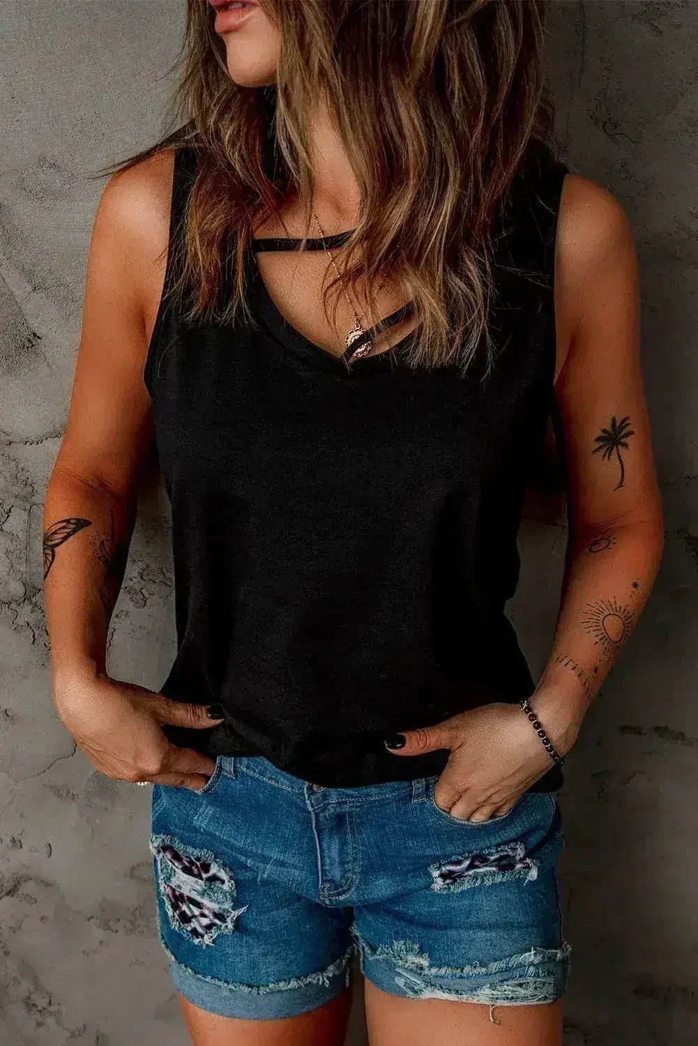 Black Strappy Hollow-out Neck Tank Top - SJB-DIAMOND ELITES