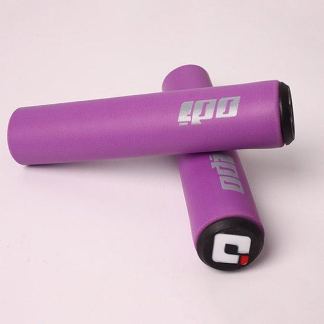 2PCS Bicycle Grips Handlebar Grips Soft Mountain Bike Silicone Handle Bar Grip Bicycle Comfortable Non-Slip Bicycle Handle Grips Handle Bar End Grips Mountain Bike Grips Stevvex
