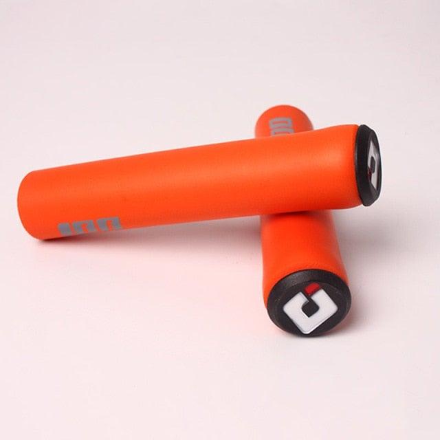 2PCS Bicycle Grips Handlebar Grips Soft Mountain Bike Silicone Handle Bar Grip Bicycle Comfortable Non-Slip Bicycle Handle Grips Handle Bar End Grips Mountain Bike Grips Stevvex