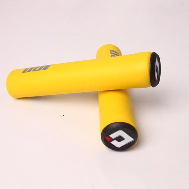 2PCS Bicycle Grips Handlebar Grips Soft Mountain Bike Silicone Handle Bar Grip Bicycle Comfortable Non-Slip Bicycle Handle Grips Handle Bar End Grips Mountain Bike Grips Stevvex