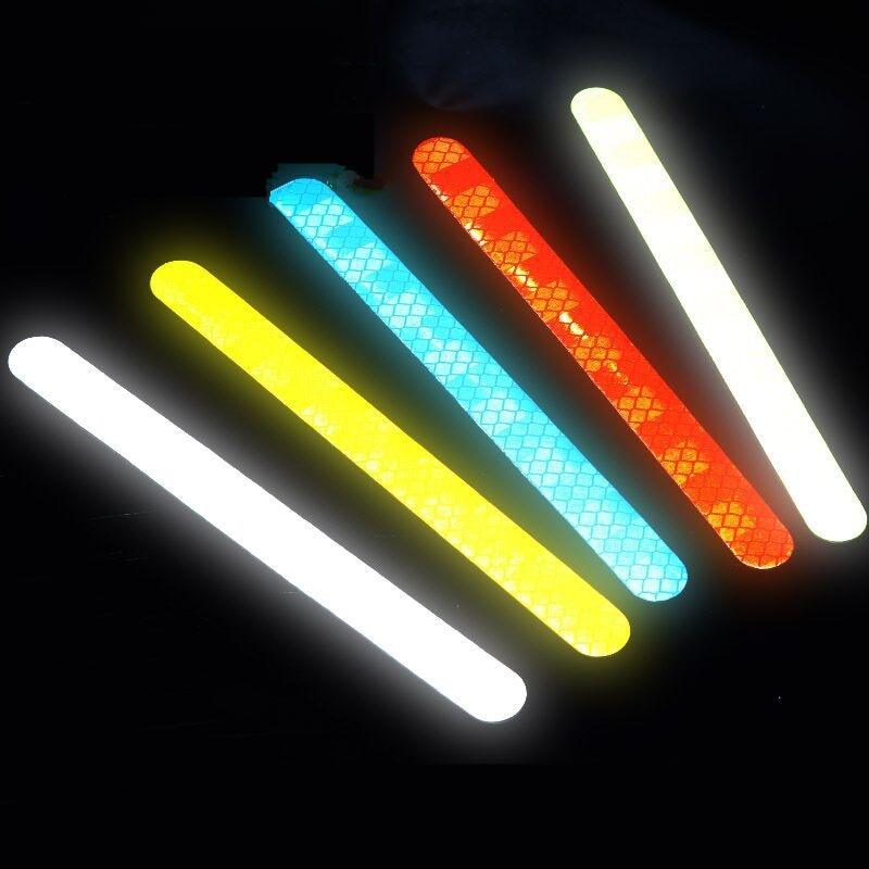 2Pcs Reflectance Car Stickers Reflector Rearview Mirror Reflective Tape Car Accessories Exterior Reflex Tape Reflective Strip Reflective Car Stickers Set Rearview Mirror Reflective Warning Stickers Car Side Reflective Stickers Stevvex