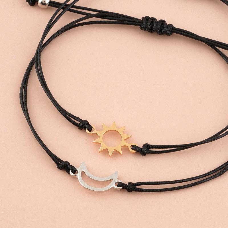 2pcs / Set Minimalist Sun Moon Charm Couple Bracelet Card Love Jewelry Gift Adjustable Braided Rope Bracelets Pinky Pomise Matching Relationship Bracelets For Best Friends Couple Stevvex