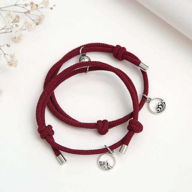 2PCS/Set Alloy Couple Magnetic Attraction Ball Creative Bracelet Stainless Steel Friendship Rope Mutual Attraction Bracelets Vows Of Eternal Love Jewelry Gifts For Boyfriend Girlfriend Best Friend Stevvex