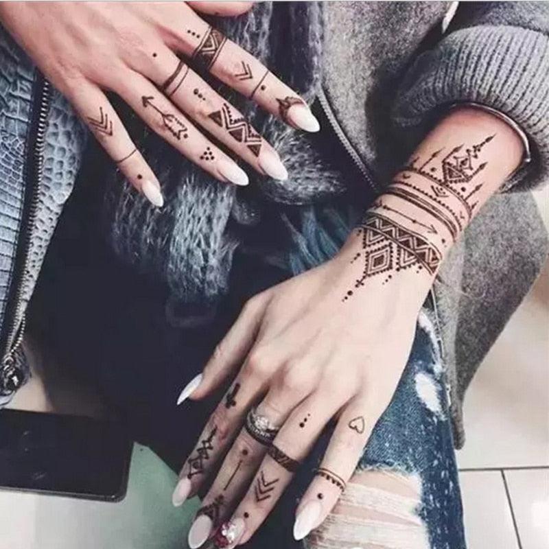 2Pcs/Set Temporary Womens Tattoo 25 Luxury Designs Body Art Waterproof Tattoo For Hands Wedding Party Stevvex