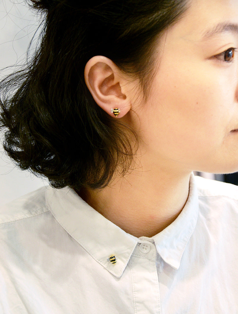 Bee stud earring Pi-Mart