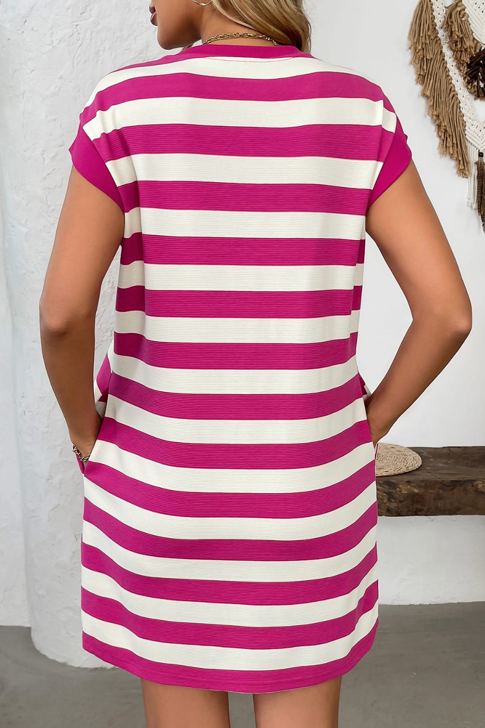 Simple Contrast Striped Round Neck Short Sleeve Mini Dress Casual & Comfortable Everyday Dress for Women Stevvex