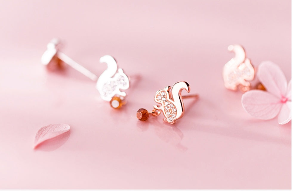 Little squirrel earring