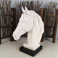 Entrance resin horse head decoration Lootquake LLC