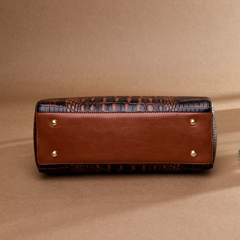 Large capacity handbag Pi-Mart