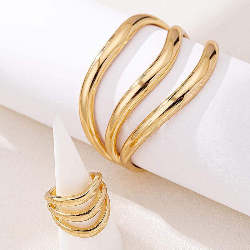 Personalized Retro Women's Ring Bracelet Ornament Suit Pi-Mart