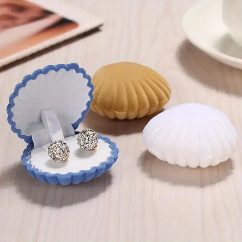 Shell Shaped Jewelry Box for Earrings and Necklaces