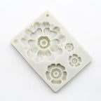 3D Flower Shape Silicone Mold Chocolate Sugar Cookies Chocolate Mould Cake Lace Decoration Clay Mold Kitchen Baking Tool Fondant Molds Mini Flower Mold Non-stick Silicone Molds For Cake Decorating Stevvex