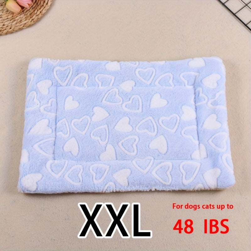 All-Season Dirt-Resistant Rectangular Pet Blanket - Comfortable Dog Paw Heart Print Pet Bed, 1pc Lootquake LLC