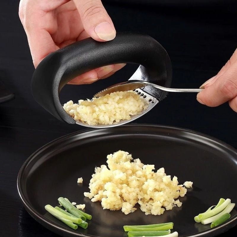 Stainless Steel Garlic Masher Garlic Press Household Manual Curve Fruit Vegetable Tools Kitchen Gadgets Pi-Mart