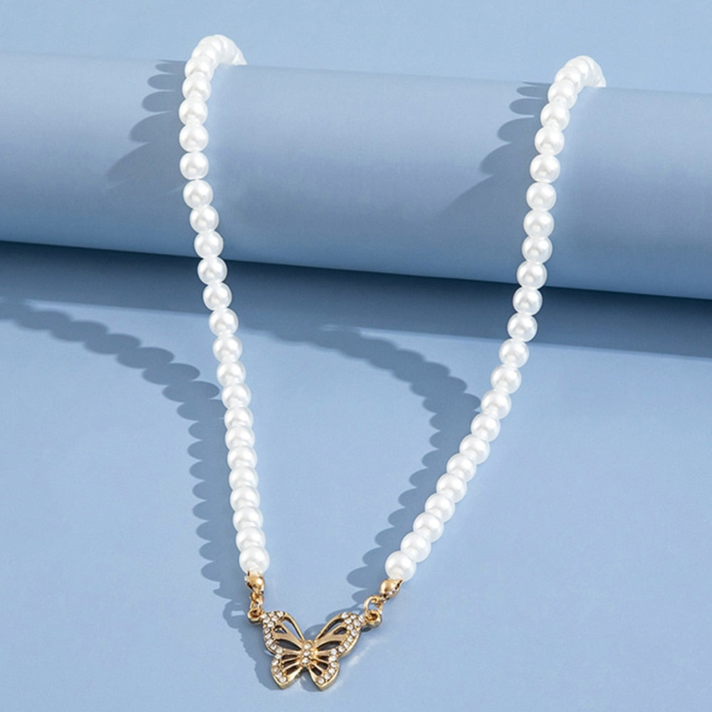 Rhinestone Butterfly Pendant Pearl Necklace Pi-Mart