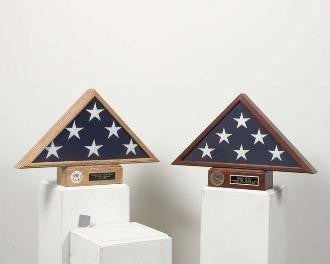 Burial flag Display and pedestal case - flag Pedestal The Military Gift Store
