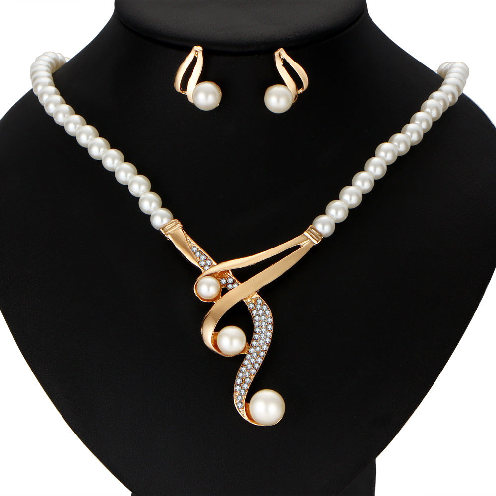 Europe and the United States cross border personality pearl clavicle necklace, high-end jewelry, pearl necklace, earrings set two sets Pi-Mart