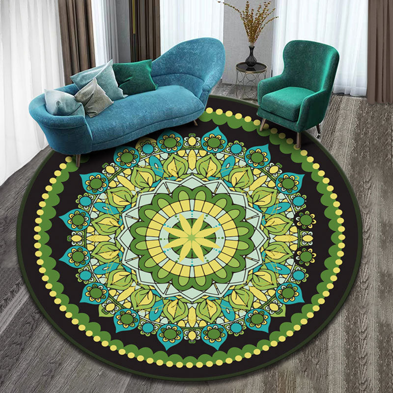 Mandala ethnic carpet Pi-Mart