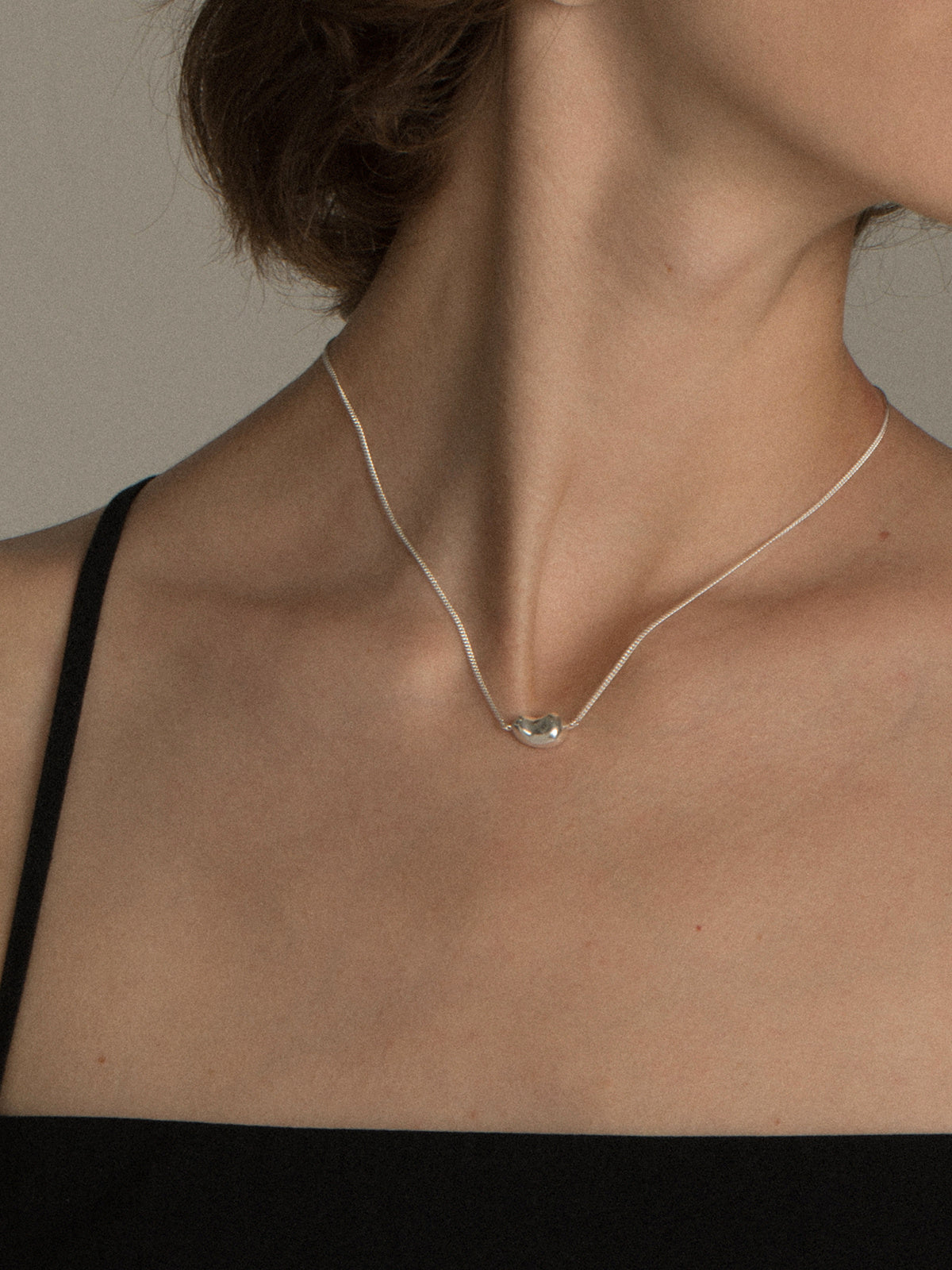 Elegant And Versatile Gold Bean Ingot Classic Necklace