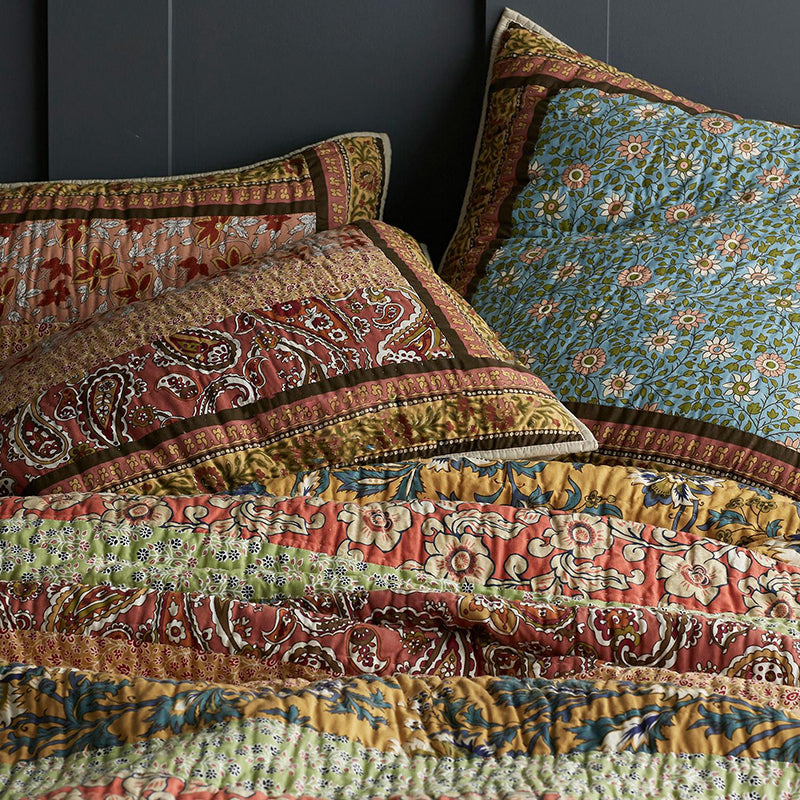 Three piece set of handmade bed cover Pi-Mart