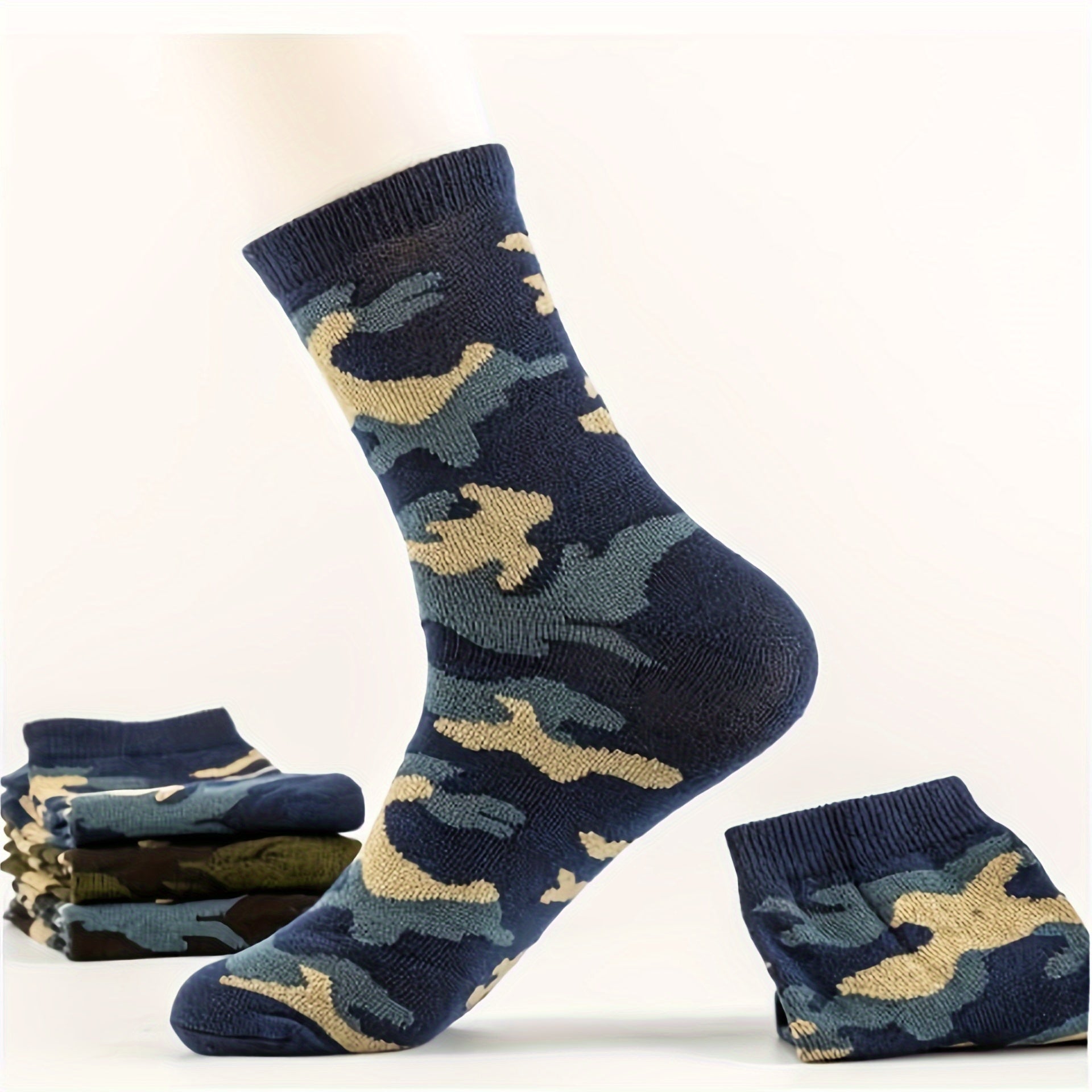 3 Pcs Men's Camo Sports Crew Socks - Durable, Stretchy, Ribbed Cuff for All Seasons Lootquake LLC