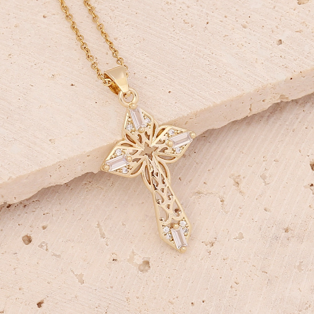 Gold Plated Pendant Necklace Pi-Mart