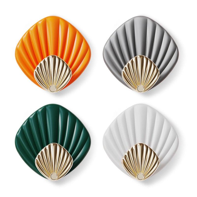 4pcs Creative Shell Shape Wall Hanging Hook Punch-free Strong Adhesive Hook Bathroom Kitchen Wall-mounted Seamless Sticky Hook  Shell Hook Non-Punching Strong Adhesive Adhesive Hook Bearing Door Behind Wall Bathroom Kitchen Key Holder Stevvex