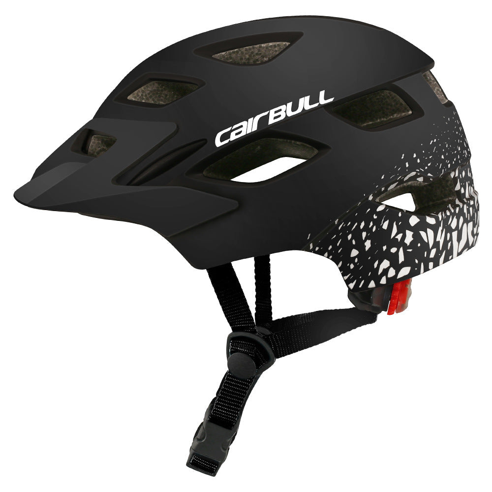 Balanced wheel sliding riding helmet