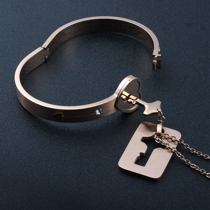 Stainless Steel Love Heart Lock Bangle Bracelet Pi-Mart
