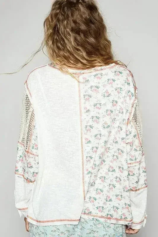 POL Floral Crochet Patch V-Neck Top – Femstylo - SJB-DIAMOND ELITES