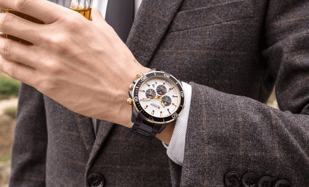 Men's Waterproof Watch With Chronometers, Date Display Excellent Background Unique Design Perfect Gift Stevvex