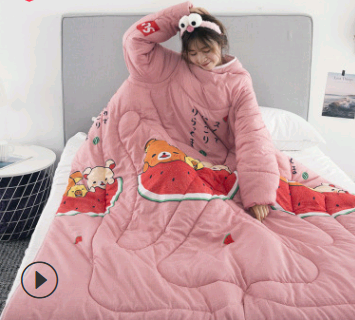Winter Lazy Quilt with Sleeves Pi-Mart