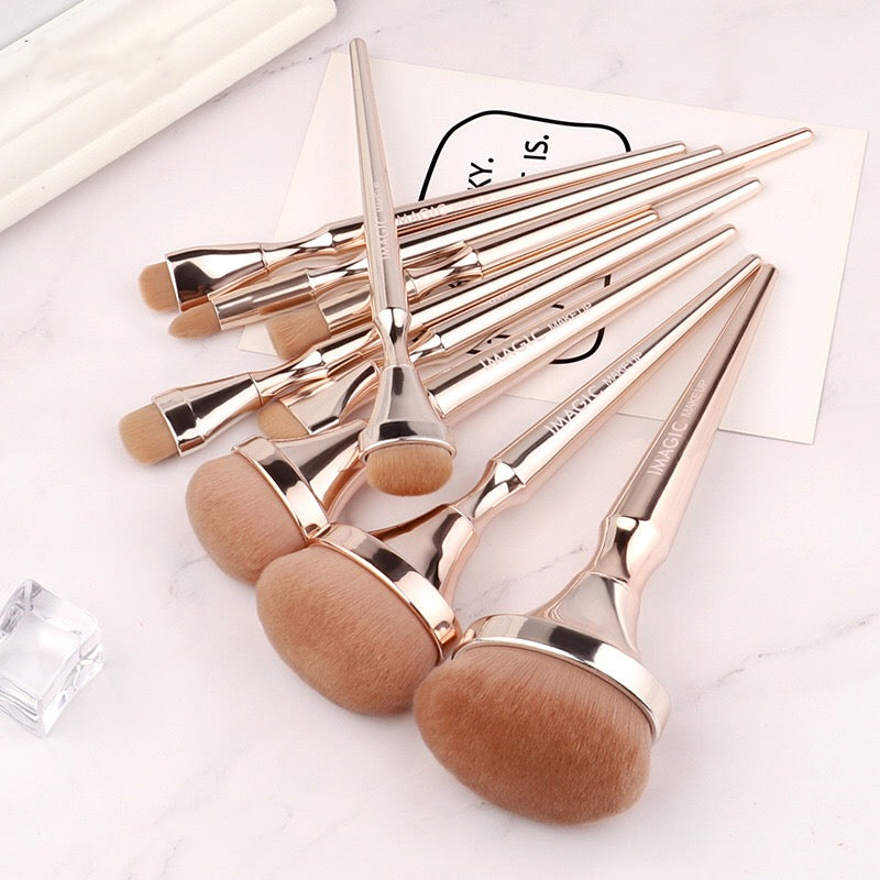 9 special suits for makeup artists Pi-Mart