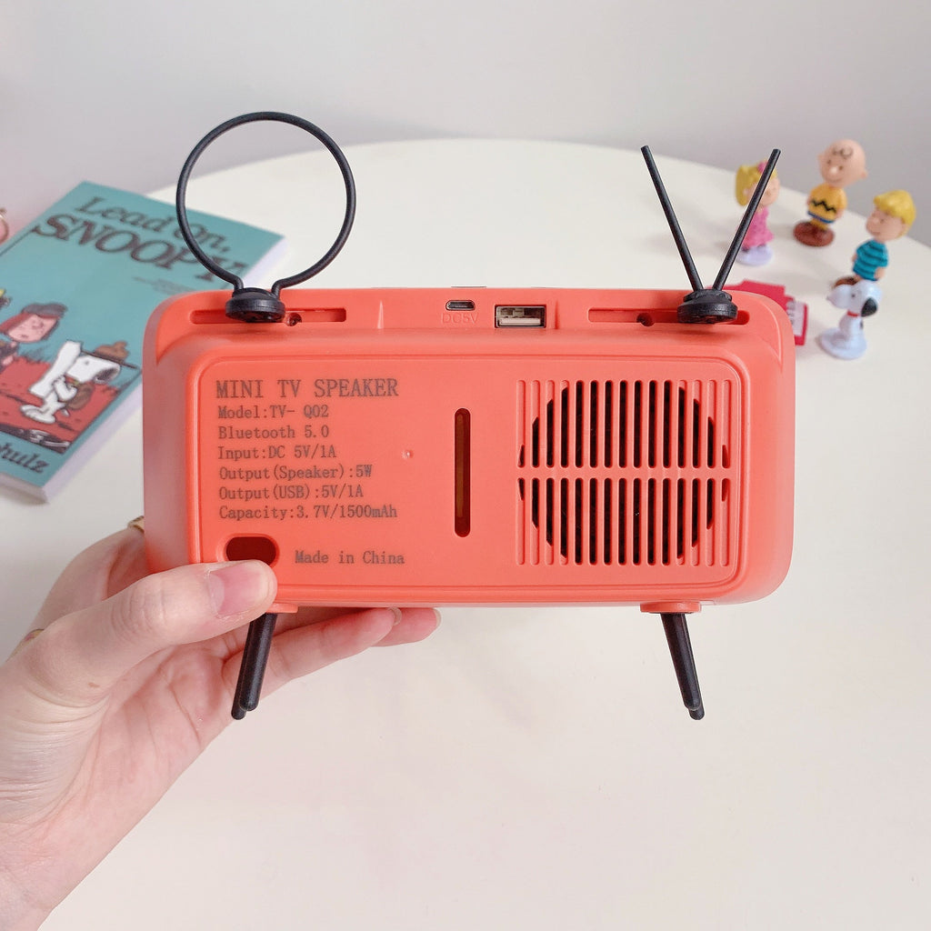TV Retro  Phone Stand Pi-Mart