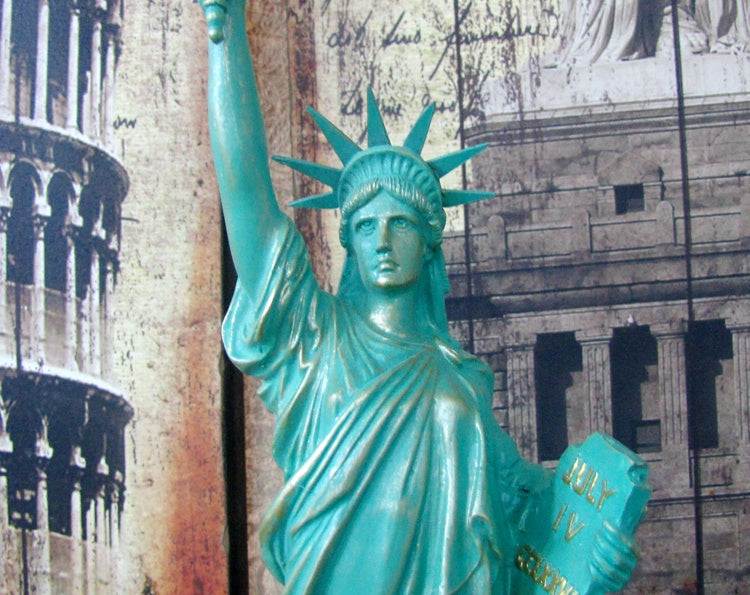 American Statue of Liberty Lootquake LLC