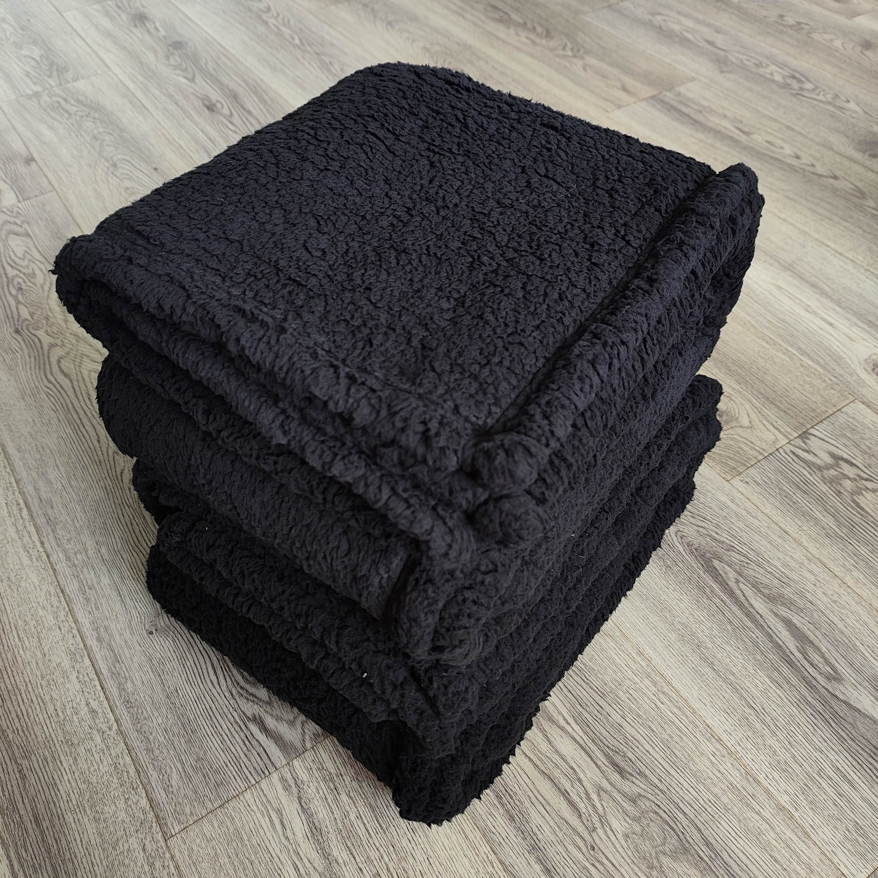 All Breeds and Sizes Super Soft Fleece Sherpa Sleep Mat, Warm Calming Dog Blanket - Machine Washable Lootquake LLC