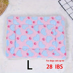 All-Season Dirt-Resistant Rectangular Pet Blanket - Comfortable Dog Paw Heart Print Pet Bed, 1pc Lootquake LLC