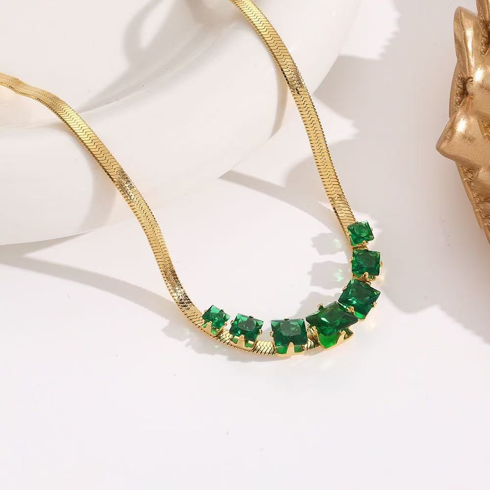 Necklace Female Titanium Steel Diamond Gold Trend Pi-Mart