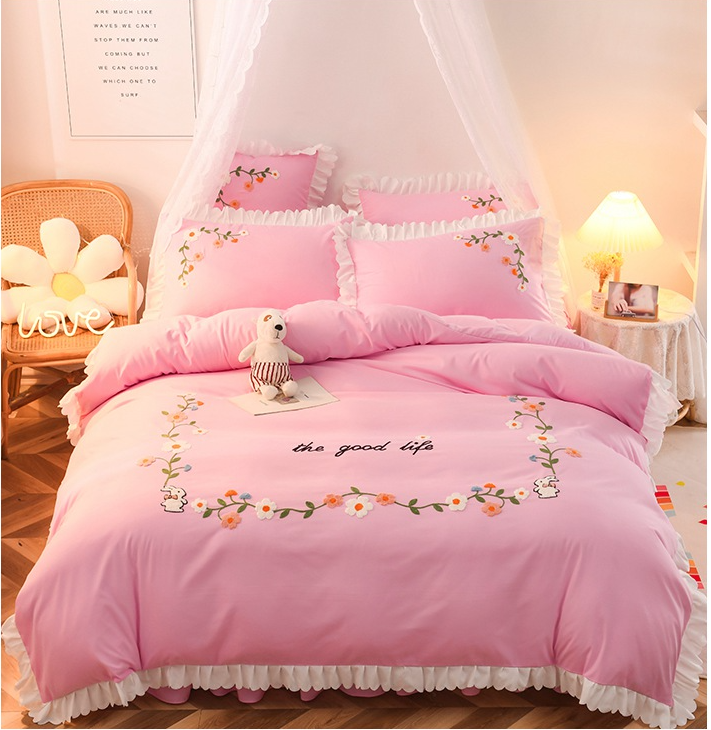 Three-piece Set On Single Bed With Wind Ruffled Duvet Cover Pi-Mart