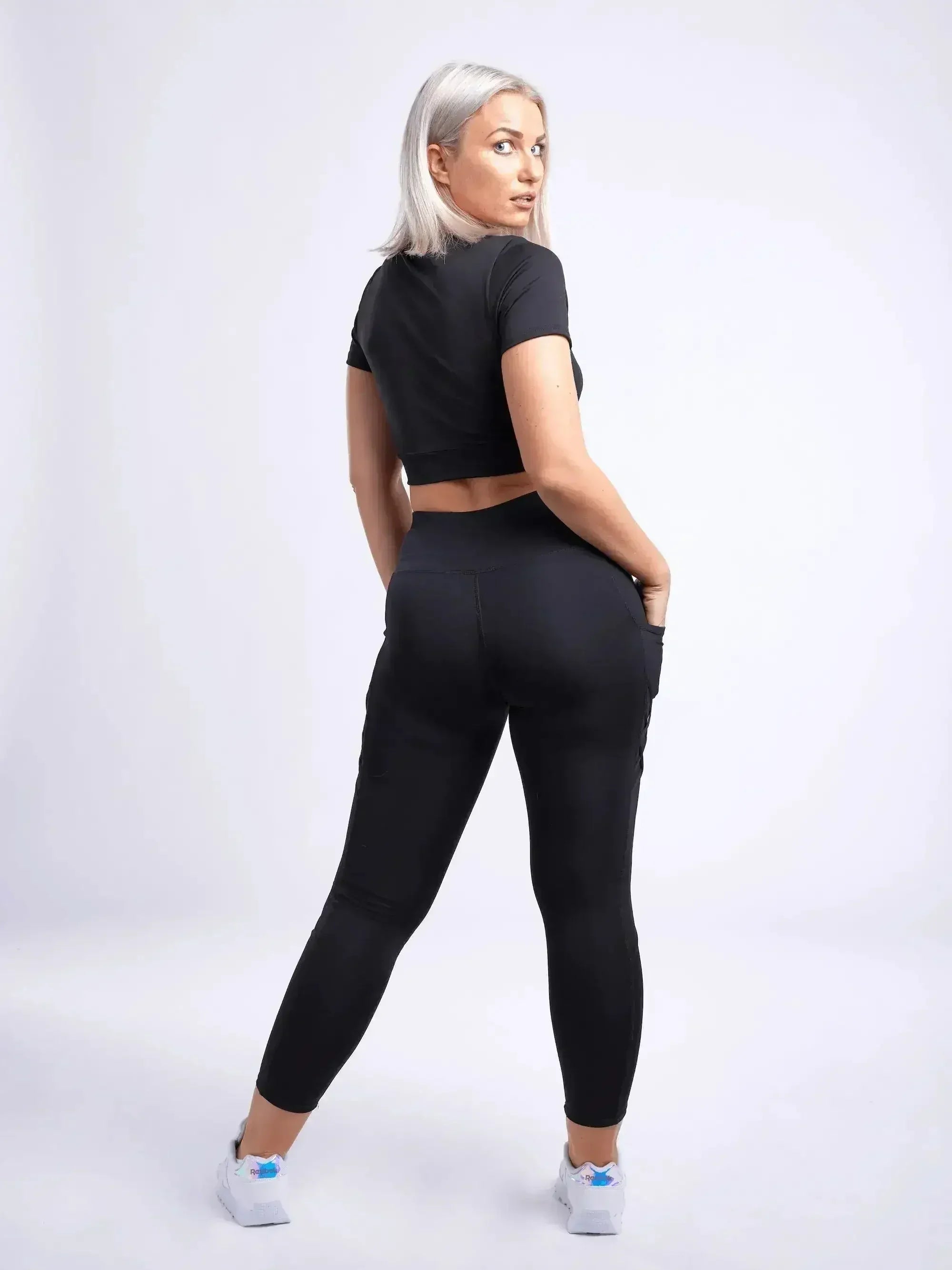 Short-Sleeve Crop Top - SJB-DIAMOND ELITES