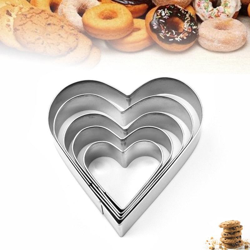 5Pcs/Set Heart Shape Cookie Cutter Mold New Year Decoration Cake Biscuit Baking Tools Christmas Cookie Moulds Kitchen Tools Heart Shaped Cookie Cutters Stainless Steel Biscuit Pastry Cutters Stevvex