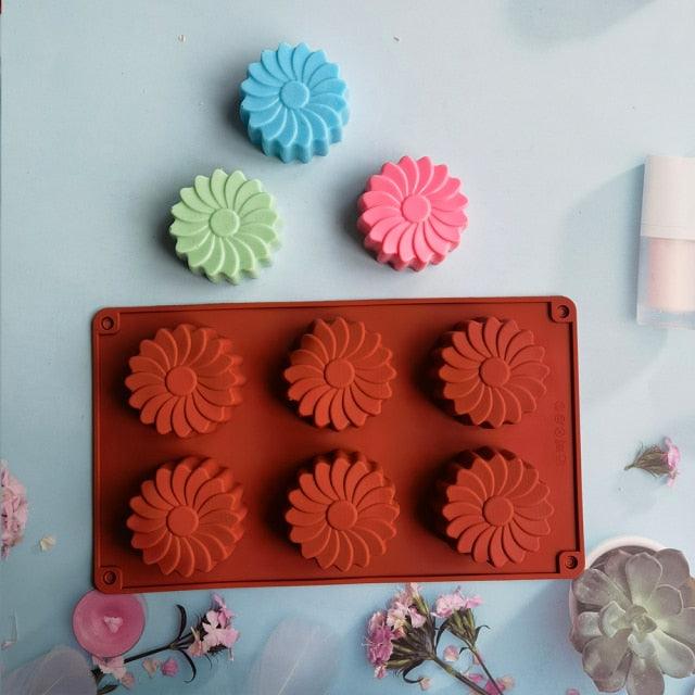 6 Holes Flower Shaped Silicone Mold Sunflower Flower Form Fondant Molds Handmade Soap Baking Crafts Cake Mould Decoration Tools Silicone Flower Shape Soap Molds Stevvex