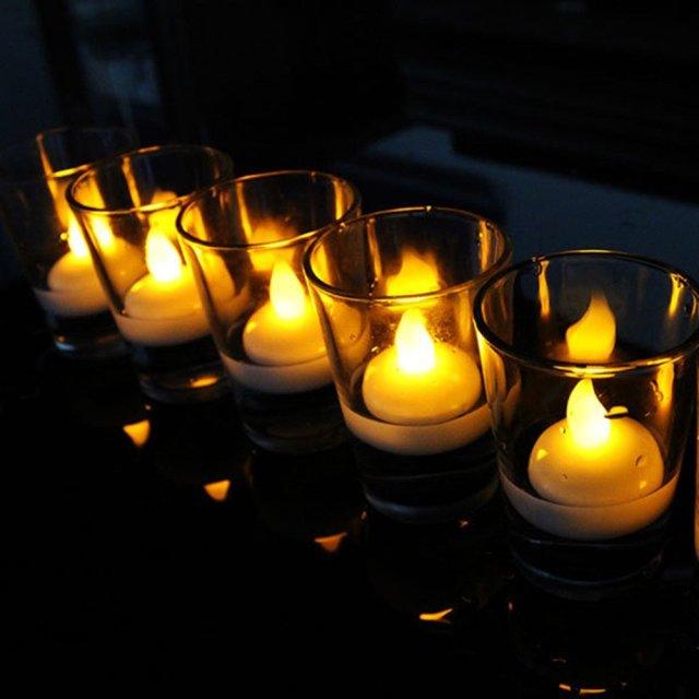 6/12PCS Floating Candle Lights LED Floating Candles Flameless Tea Lights Warm Yellow Battery Operated Waterproof Decoration for Wedding Thanksgiving Christmas Waterproof Flameless on Water Candles LED Tea Light Wedding Party Decorative Stevvex