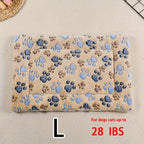 All-Season Dirt-Resistant Rectangular Pet Blanket - Comfortable Dog Paw Heart Print Pet Bed, 1pc Lootquake LLC