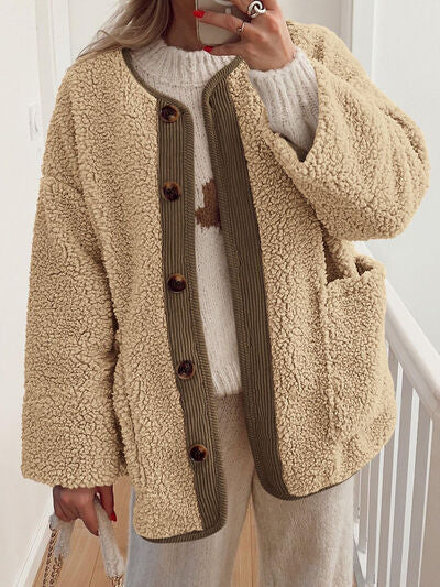 Modern Cozy Women Luxuriously Cozy Contrast Button Up Sherpa Jacket with Pockets For Fall & Winter Stevvex
