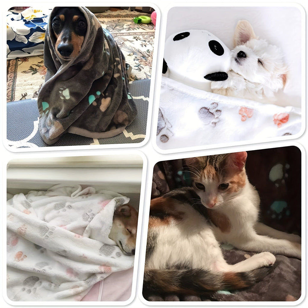 1pc Cozy Pet Blanket with Paw Print Design - Soft Fleece Dog & Cat Mat, Warm Sofa Bed Cushion Cover for Puppy Comfort & Snuggle Time