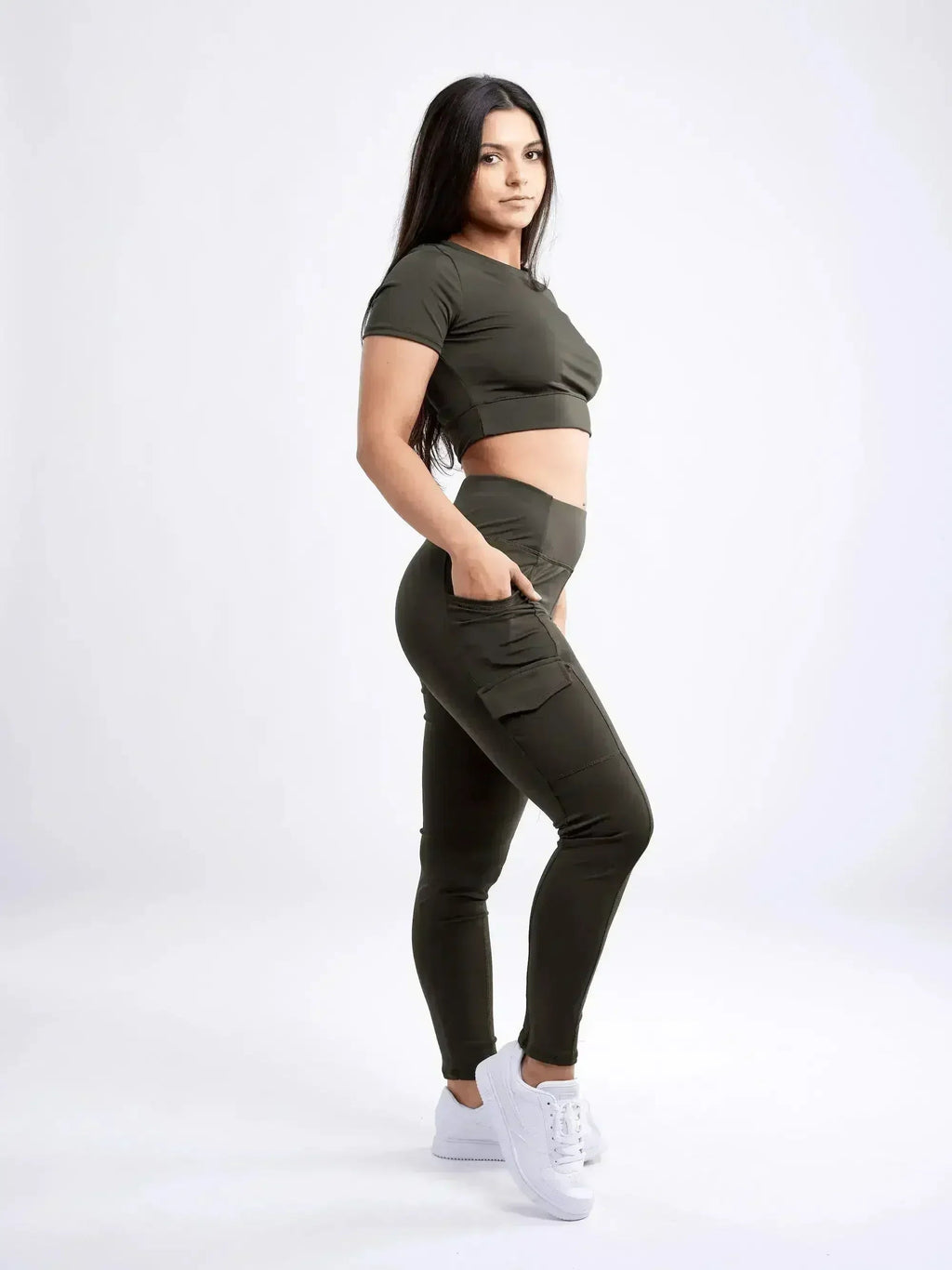 Short-Sleeve Crop Top - SJB-DIAMOND ELITES