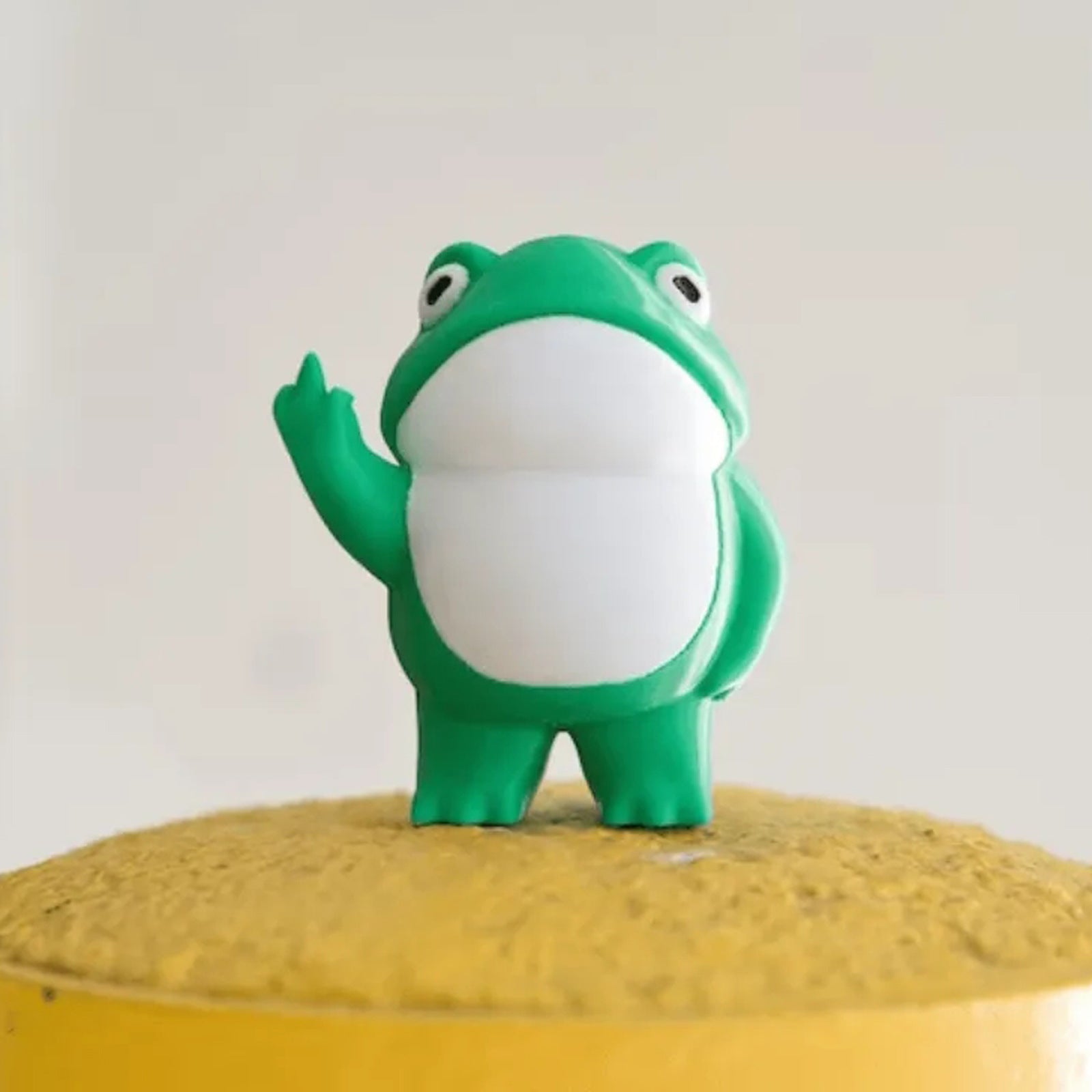 Little Frog Resin Ornament Crafts Pi-Mart