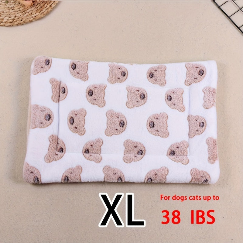 All-Season Dirt-Resistant Rectangular Pet Blanket - Comfortable Dog Paw Heart Print Pet Bed, 1pc Lootquake LLC