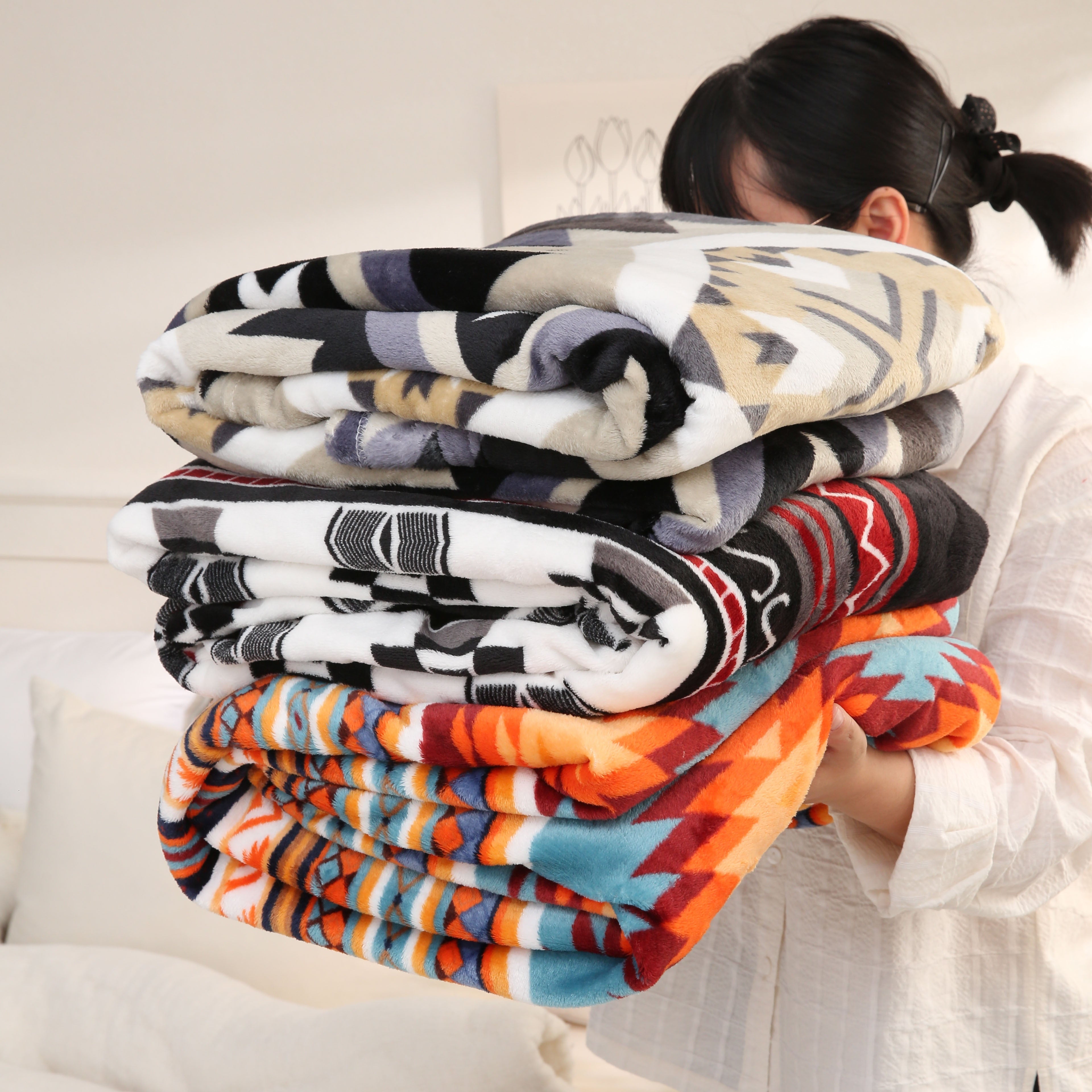 1pc Southwest Native American Flannel Polyester Throw Double-side Printed Blanket, Aztec Geometry Pattern Travel Couch Bed Blanket Plush Soft Lightweight Blanket For All Season Lootquake LLC